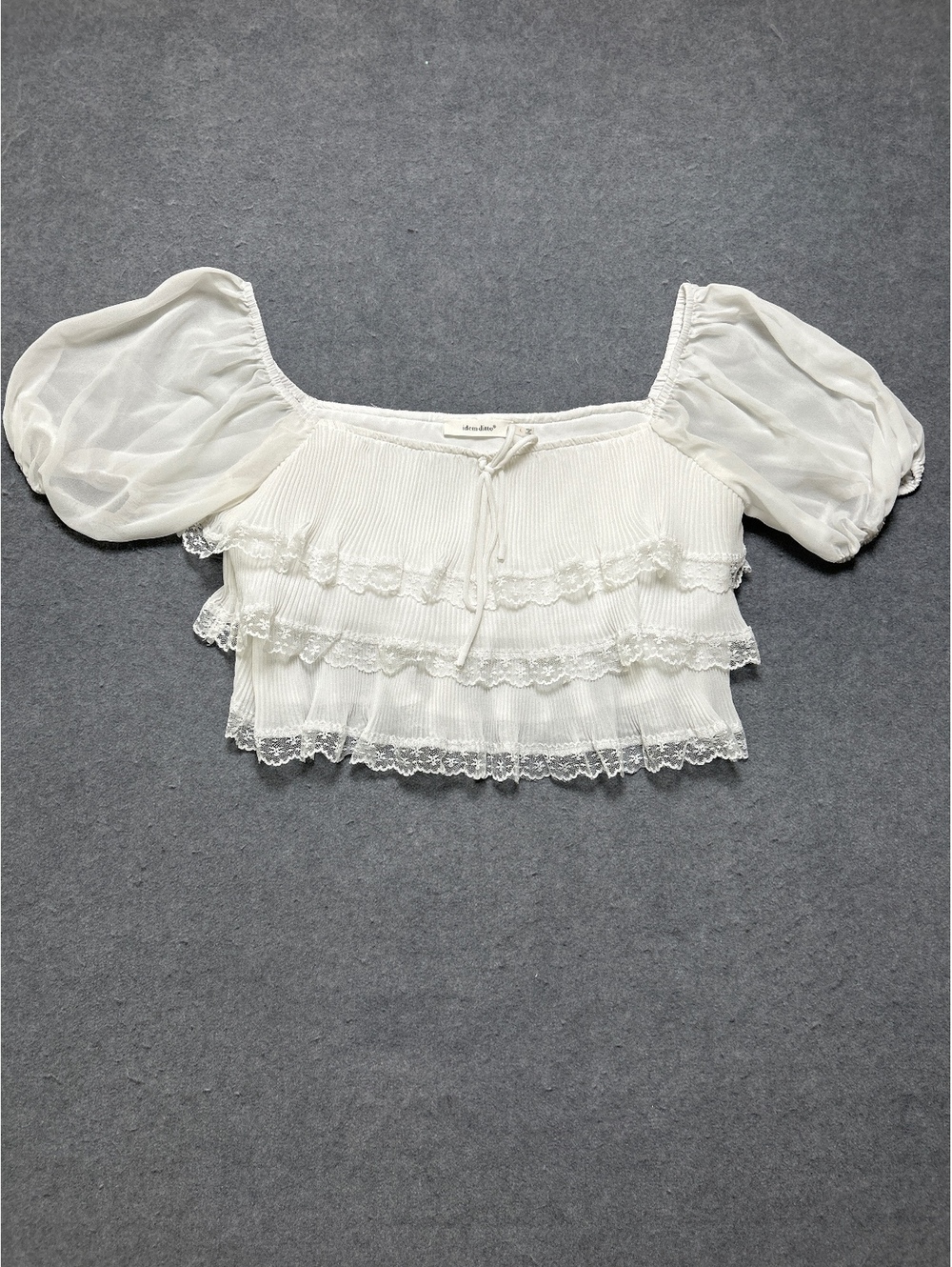 Idem Ditto White Ruffle Crop Top with Puff Sleeves Size L